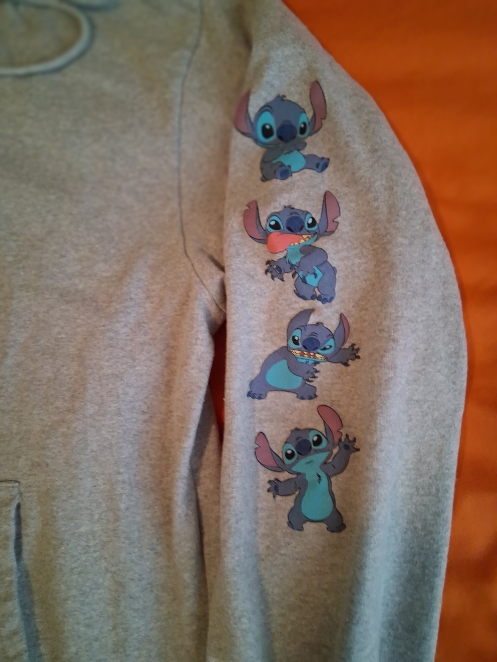 Disney Lilo & Stitch Hoodie Womens XL Pullover Sweatshirt Hoodie - Picture 5 of 6